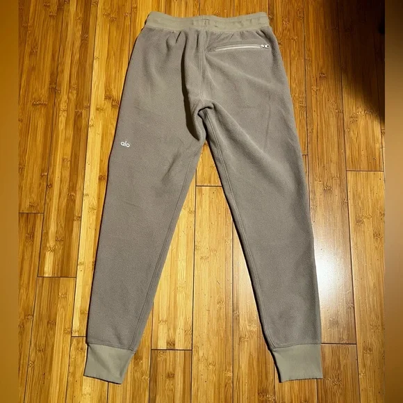 ALO Yoga Polar Fleece Jogger in Gravel Anthracite Size S - Picture 5 of 16